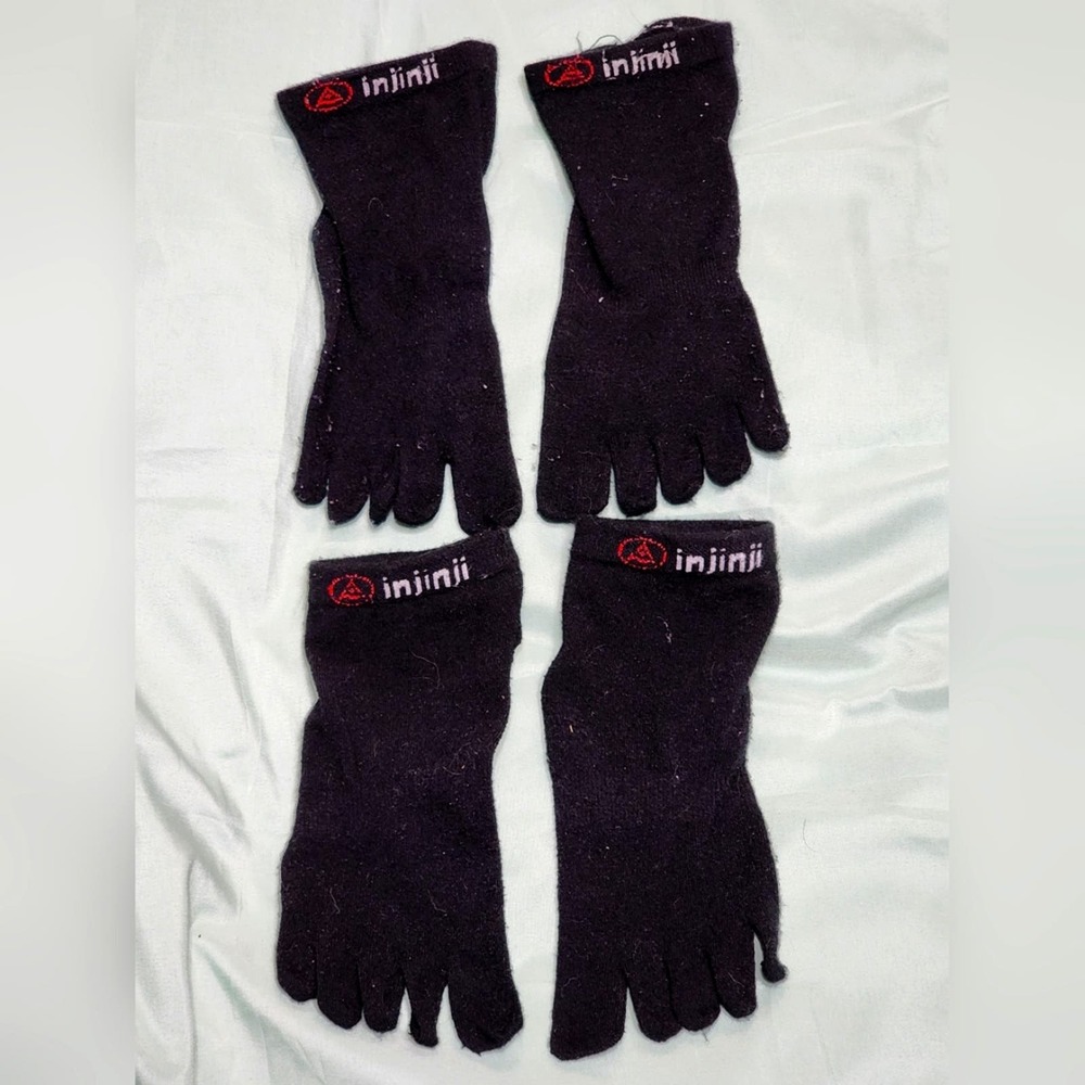 Lot of 2 pairs of Mens Black Injinji lightweight Liner Toesocks Lowcut
